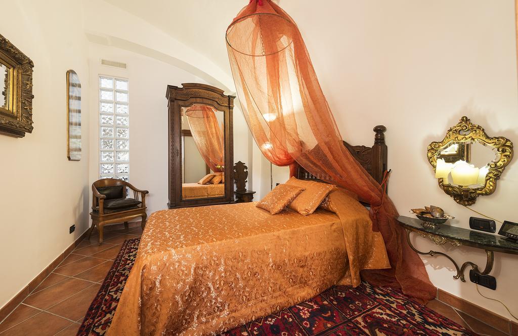 Palazzo Castelleschi Villa ตาร์กวิเนีย ภายนอก รูปภาพ